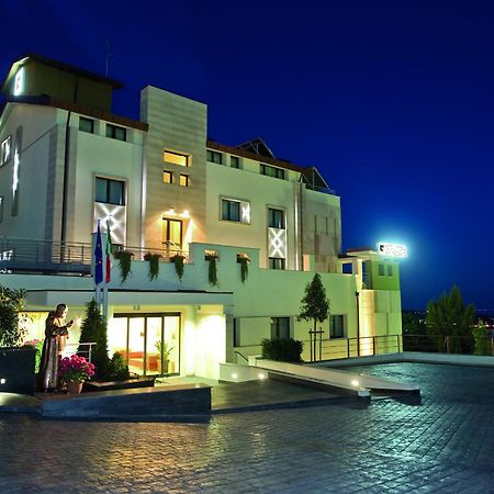 Hotel Vittoria Сан-Джованни-Ротондо Экстерьер фото